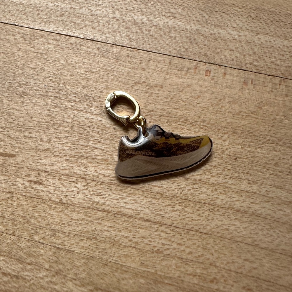 Salomon NYC Shoe Charm - Gold and Brown NEW